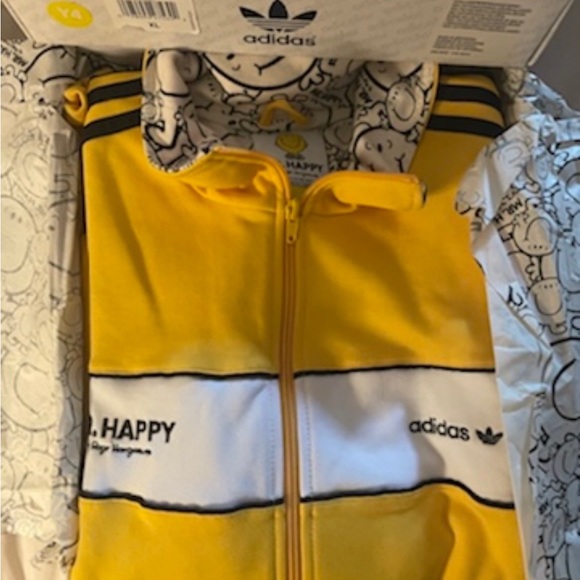 Adidas Mr Happy Stan Smith sz 9.5 and track jacket $250 for the set - Picture 7 of 7